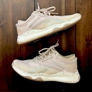 Reebok Women's HIIT Training Shoe Cross Trainer Stucco/Chalk/Pure Grey size 9.5